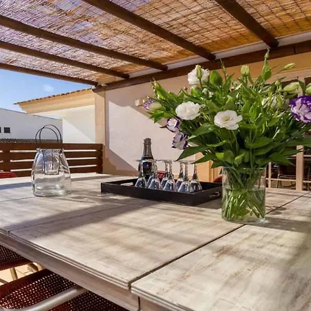 Fantastic With Private Heatable Pool Villa