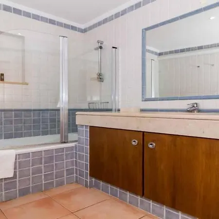 Fantastic With Private Heatable Pool *